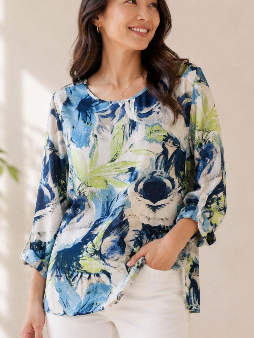 Chico's Lightweight Painterly Floral Scoop Neck Top 16